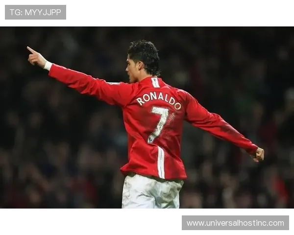 C罗边锋转型为中锋，持续提升助力球队攻坚克难表现