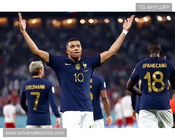 Griezmann近期对年轻球员的指导展现其领袖作用与经验传承 Griezmann近期对年轻球员的指导展现其领袖作用与经验传承